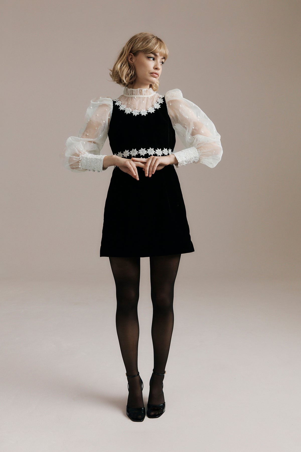 Karina mini dress – Queens of Archive