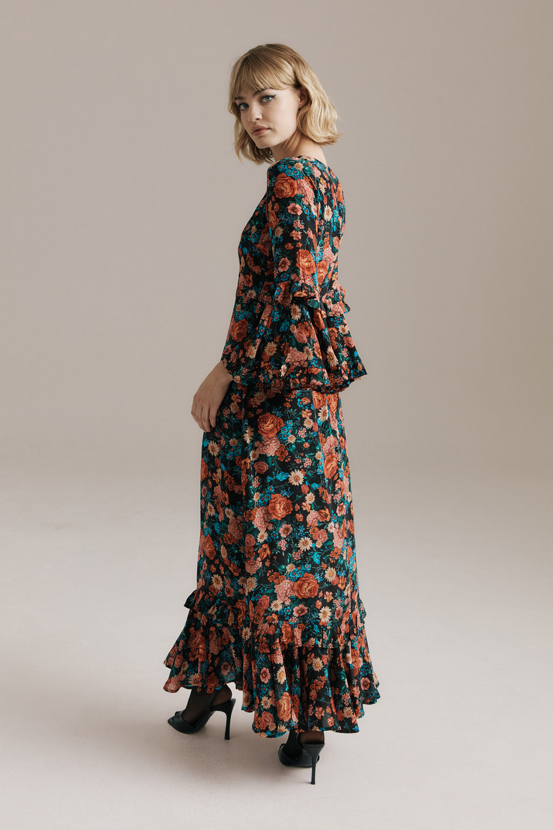 claudia maxi dress Claudia maxi Queens of Archive